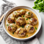 Easy & Delicious Gluten Free Meatballs Recipe with Creamy Gravy