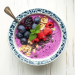 Gluten-Free Berry Smoothie Bowl: A Quick and Delicious Breakfast
