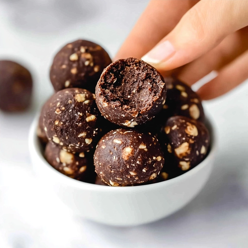 Decadent Gluten-Free No-Bake Brownie Bites: Easy Bliss!